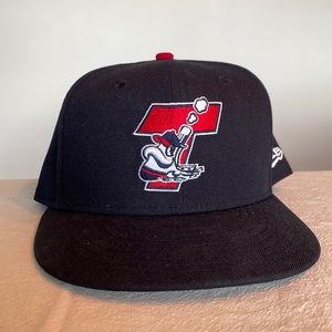 NWOT MiLB Tacoma Rainiers Vintage New Era Alternate hat/cap size 7 1/2 [RARE]